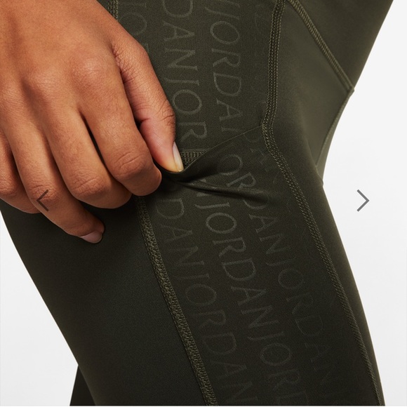 Jordan Brand Wmns Legging - Picture 4 of 11